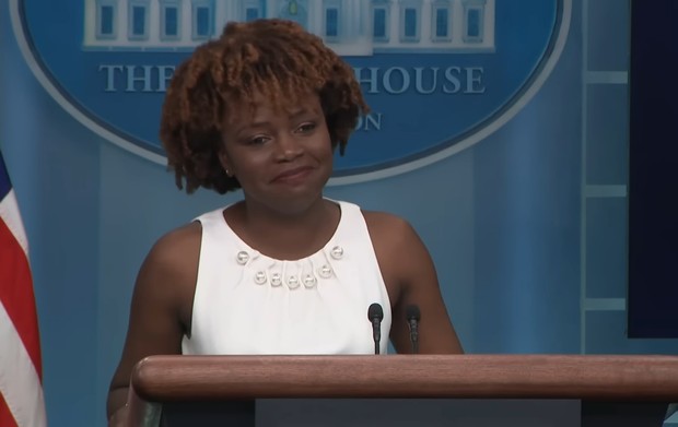 Karine Jean-Pierre sekretaris pers gedung putih/Foto: tangkapan layar kanal youtube NBC News