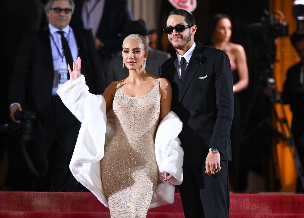NEW YORK, NEW YORK - MAY 02:  Kim Kardashian and Pete Davidson arrive to the 2022 Met Gala Celebrating 
