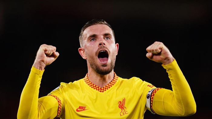 Liverpools Jordan Henderson celebrates victory after the Premier League match at St Marys Stadium, Southampton. Picture date: Tuesday May 17, 2022. (Photo by John Walton/PA Images via Getty Images)