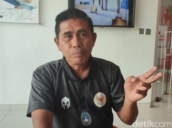 Eks Pelatih PSM Makassar Hanafing Resmi Gabung Persis Solo di Liga 1