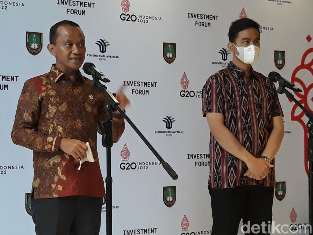 Tesla Bangun Pabrik di Batang-Anak Bunuh Bapak di Sampang Tesla Bangun Pabrik di Batang-Anak Bunuh Bapak di Sampang
