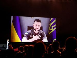 Momen Presiden Ukraina Berpidato di Festival Film Cannes