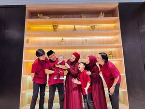 Rasa Nathalie Holscher Punya 5 Anak, Kini Diduga Seteru dengan Putri Delina Rasa Nathalie Holscher Punya 5 Anak, Kini Diduga Seteru dengan Putri Delina