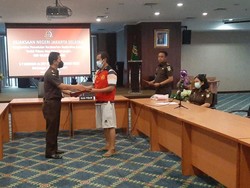 Kejari Jaksel Hentikan 2 Kasus Pencurian dengan Restorative Justice