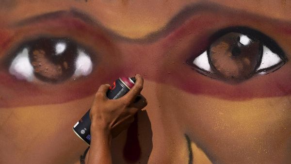 Seniman Brasil Suarakan Isu Sosial Lewat Grafiti