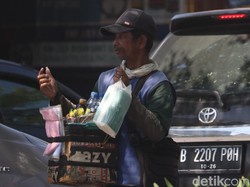 Snapshot: Ragam Aktivitas Warga Bandung yang Tak Lagi Terkekang Masker