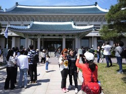 Setelah 74 Tahun, Gedung Biru Korea Selatan Dibuka untuk Wisatawan
