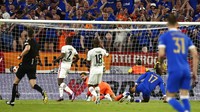 Rangers memimpin lebih dulu melalui Joe Ayodele-Aribo pada menit ke-57. (AP/Pablo Garcia)