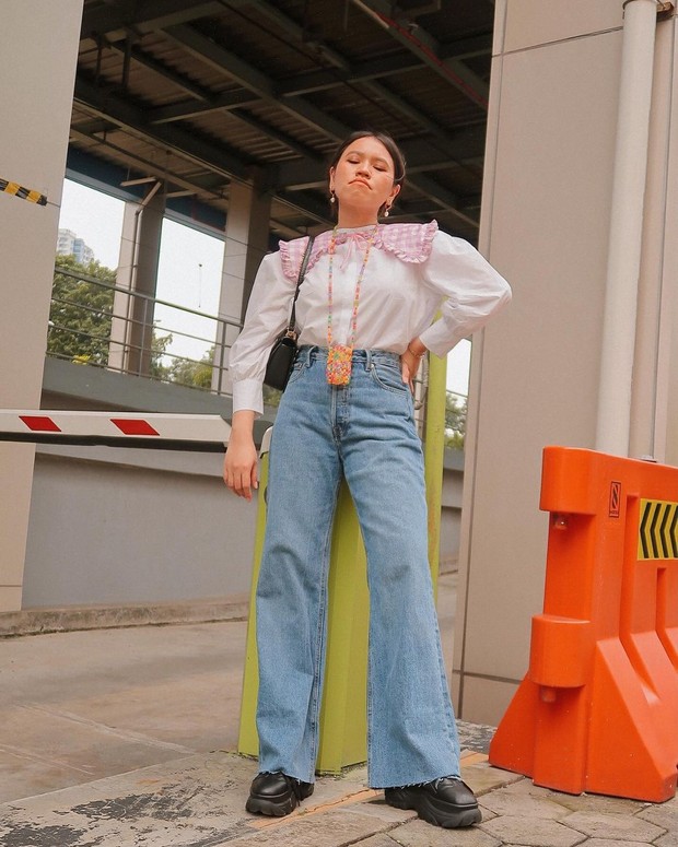 Gaya Steffi Santa bisa kamu contek untuk nonton NCT Dream di allobank Festival 2022