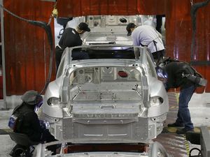 Tesla PHK 200 Karyawan yang Garap Teknologi Autopilot Tesla PHK 200 Karyawan yang Garap Teknologi Autopilot