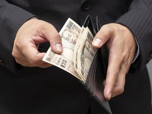 Judi Online, Pria Jepang Habiskan Dana Bansos COVID Rp 5 M Judi Online, Pria Jepang Habiskan Dana Bansos COVID Rp 5 M