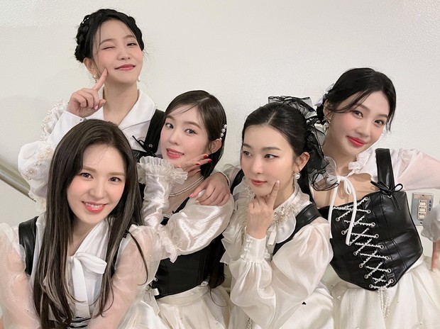 Memiliki banyak fangirl/Foto:Freepik.com/RVsmtown Tidak seperti biasanya, Red Velvet justru memiliki lebih banyak fans perempuan ketimbang laki-laki.