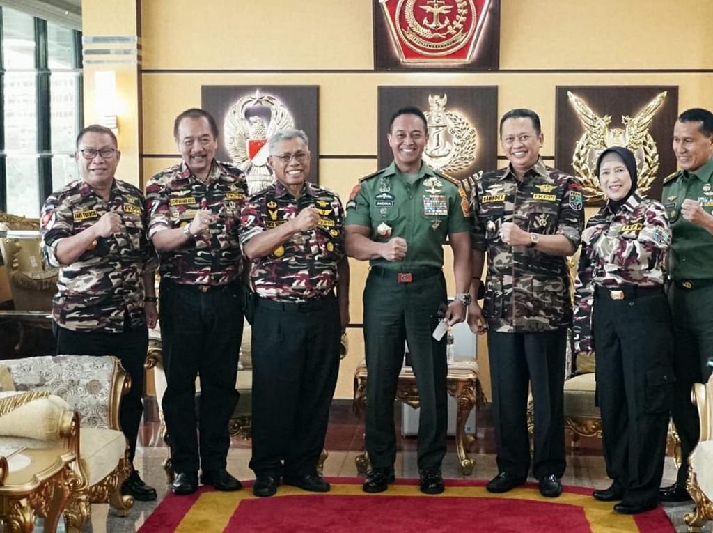 Bamsoet Tegaskan FKPPI Siap Bantu TNI Jaga Kedaulatan Bangsa Bamsoet Tegaskan FKPPI Siap Bantu TNI Jaga Kedaulatan Bangsa