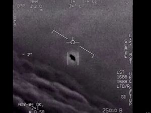 Amerika Buka-bukaan Soal UFO, Indonesia Mesti Bagaimana? Amerika Buka-bukaan Soal UFO, Indonesia Mesti Bagaimana?