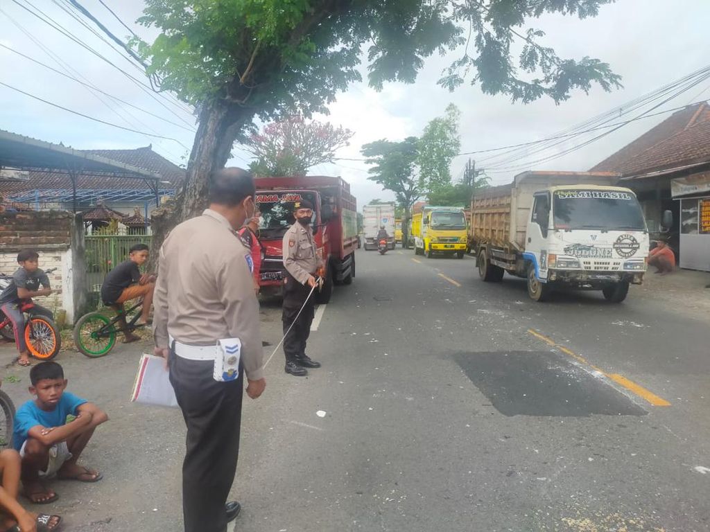 Kecelakaan Maut Tewaskan Pasutri di Jalan Raya Singaraja-Gilimanuk