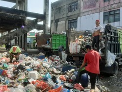 Akhir Jabatan Firdaus-Ayat, Walhi Catat 7 Persoalan di Pekanbaru