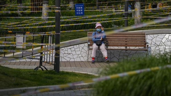 Taman dan Ruang Hijau di China Penuh Barikade, Ada Apa?