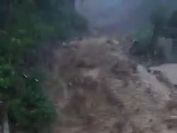 Banjir Bandang Terjang Kalirejo Kulon Progo