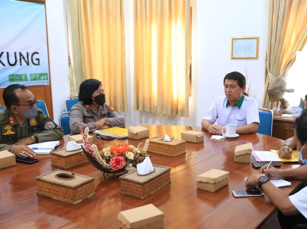 Tim Saber Pungli Klungkung Konsolidasi, Siap Perangi Pungutan Liar Tim Saber Pungli Klungkung Konsolidasi, Siap Perangi Pungutan Liar