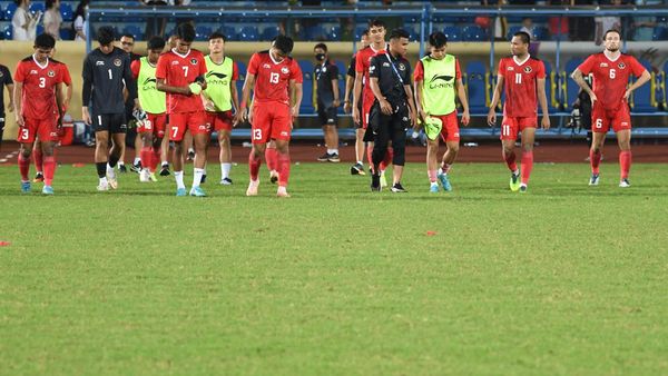 Wajah-wajah Lesu Pemain Timnas Usai Dikalahkan Thailand