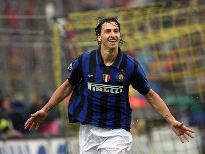 PARMA, ITALY - MAY 18:  Zlatan Ibrahimovic of Inter in action during the Serie A match between Parma and Inter at the Stadio Tardini on May 18, 2008 in Parma, Italy. (Photo by New Press/Getty Images)