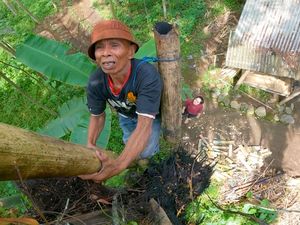 Perjuangan Abah Kunu Buat Gula Aren Sambil Tahan Sakit, Mari Ulurkan Tangan
