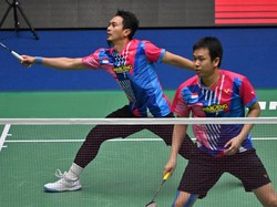 Ketika Ribuan Penonton Istora Kobarkan Semangat Menang Hendra/Ahsan