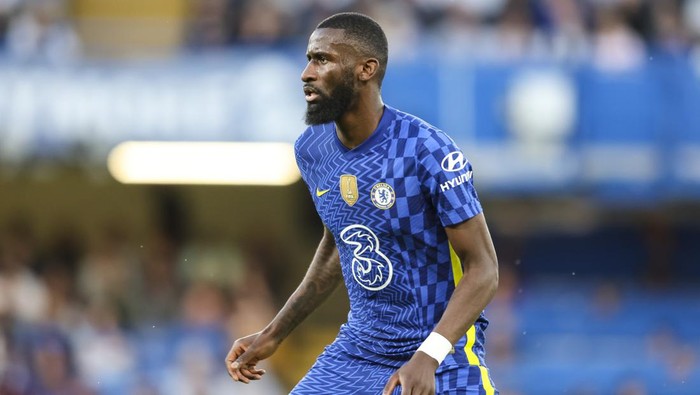LONDON, ENGLAND - MAY 19: Antonio Rudiger of Chelsea during the Premier League match between Chelsea and Leicester City at Stamford Bridge on May 19, 2022 in London, England. (Photo by Robin Jones/Getty Images )