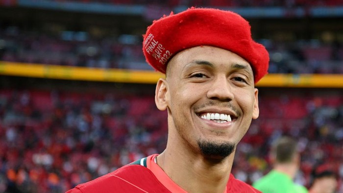 LONDON, ENGLAND - MAY 14: Fabinho of Liverpool celebrates following their teams victory in the penalty shoot out during The FA Cup Final match between Chelsea and Liverpool at Wembley Stadium on May 14, 2022 in London, England. (Photo by Michael Regan - The FA/The FA via Getty Images)