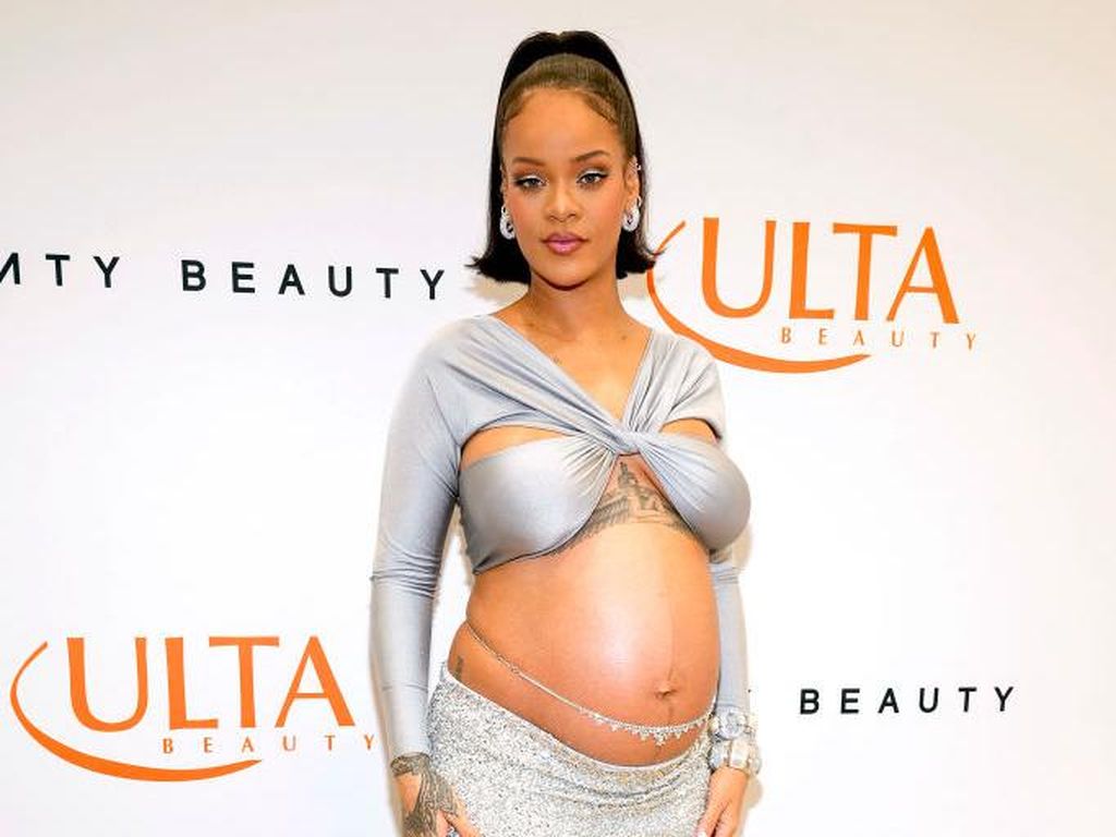 Rihanna Jadi Musisi Wanita Muda Terkaya di Dunia, Ini Jumlah Hartanya Rihanna Jadi Musisi Wanita Muda Terkaya di Dunia, Ini Jumlah Hartanya