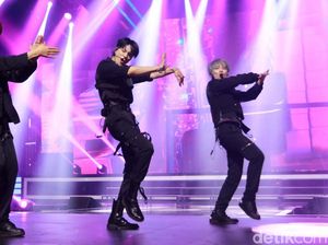 Keseruan Nobar NCT Dream di Grand Launching Allo Bank dari Outdoor Stage