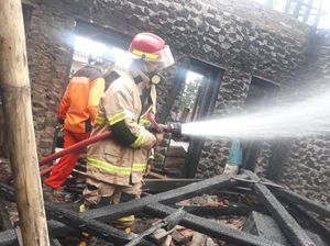 Rumah Warga di Lereng Merbabu Boyolali Terbakar