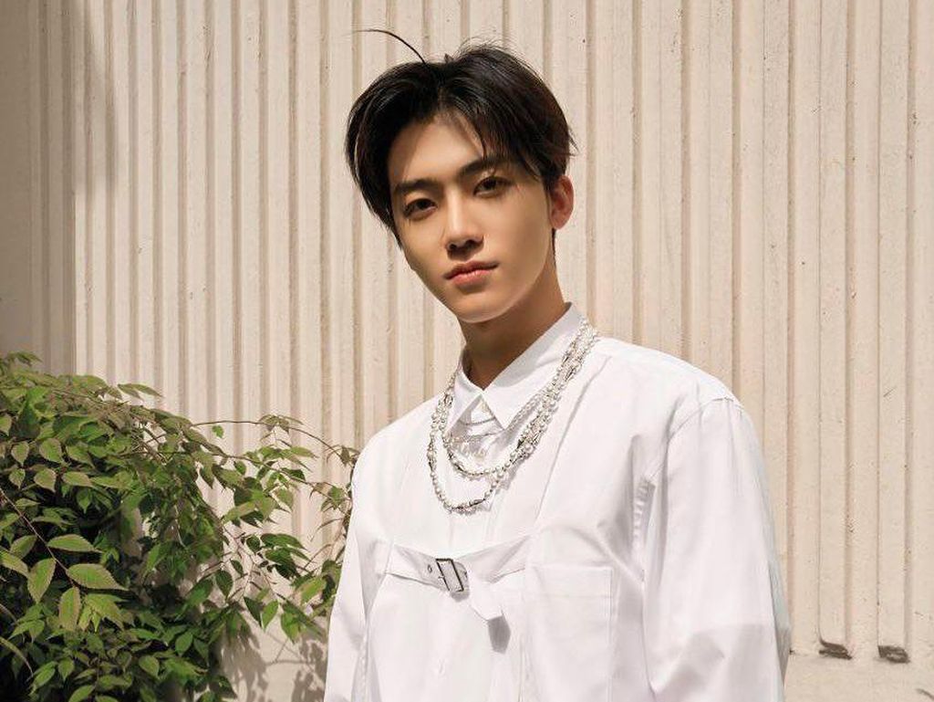 Konser di Allo Bank Festival, Jaemin NCT Pamer Makan Sate dan Soto Ayam Konser di Allo Bank Festival, Jaemin NCT Pamer Makan Sate dan Soto Ayam