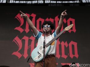 Kunto Aji Sindir Musisi: Kritis Gak Bikin Job dan Pendengar Hilang Kunto Aji Sindir Musisi: Kritis Gak Bikin Job dan Pendengar Hilang