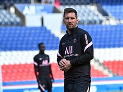 PSG Mau Sodori Messi Kontrak Baru? Eits, Tunggu Dulu...