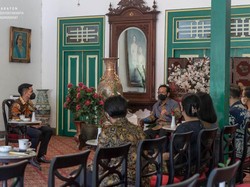 Mangkunegoro X Kunjungi Sultan HB X di Keraton Jogja, Ada Apa?