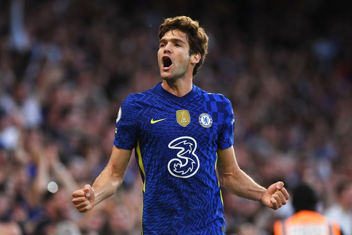 LONDON, ENGLAND - MAY 19: Marcos Alonso of Chelsea celebrates after scoring their sides first goal during the Premier League match between Chelsea and Leicester City at Stamford Bridge on May 19, 2022 in London, England. (Photo by Mike Hewitt/Getty Images)