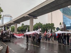 Mobil Komando Rusak, Pendukung UAS Bubar dari Kedubes Singapura