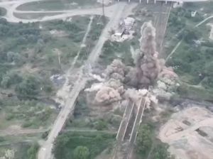 200 Pasukan Ukraina Tewas Akibat Serangan Udara Rusia 200 Pasukan Ukraina Tewas Akibat Serangan Udara Rusia