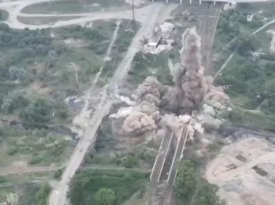 Penampakan Jembatan di Luhansk yang Diledakkan Pasukan Ukraina