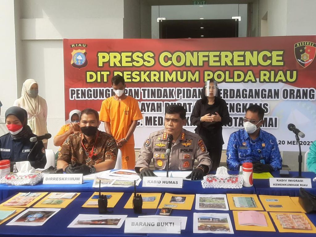Polda Riau Gagalkan Pengiriman 70 PMI Ilegal dan Warga Myanmar