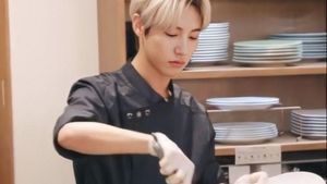 Renjun NCT Jago Masak, Mahir Bikin Dumpling Lho!