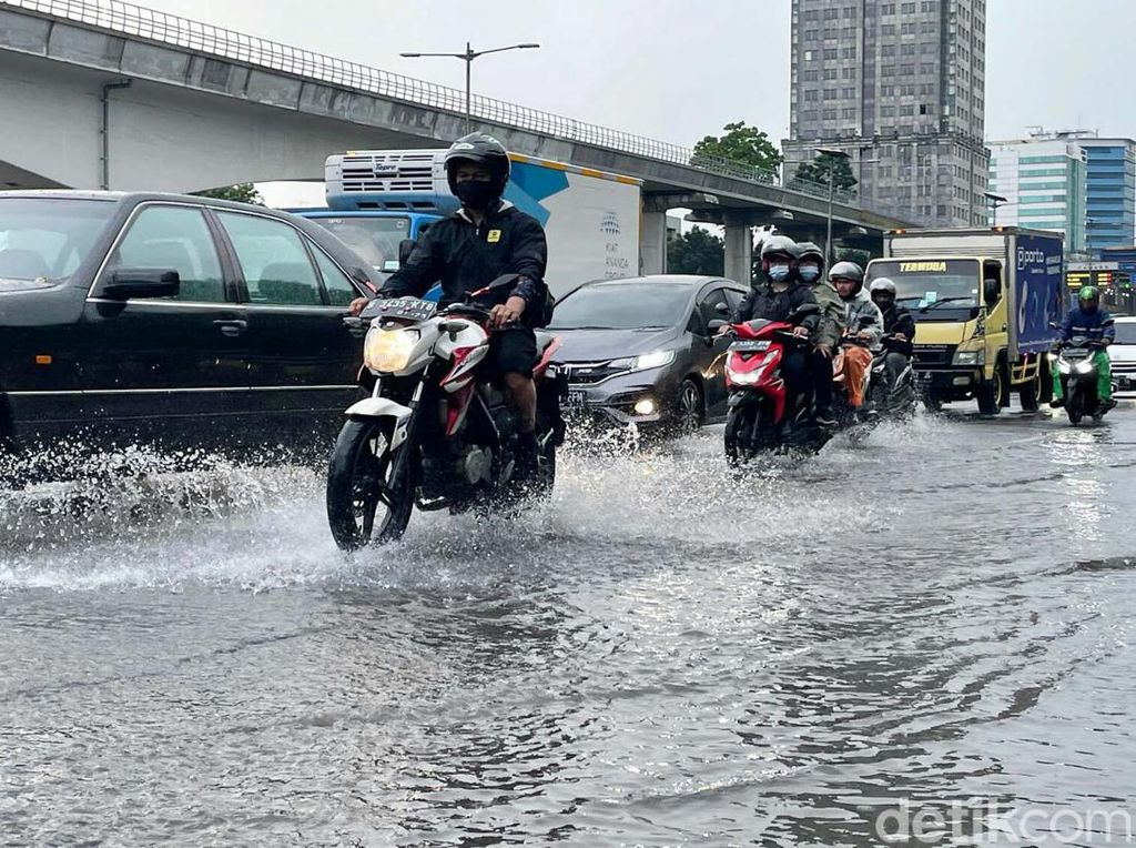 Atasi Genangan Menahun, Sodetan Akan Dibangun di Jl Raden Inten Duren Sawit Atasi Genangan Menahun, Sodetan Akan Dibangun di Jl Raden Inten Duren Sawit