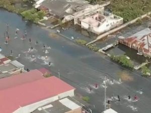 Viral Pemuda di Medan Belawan Tawuran Saat Banjir Rob