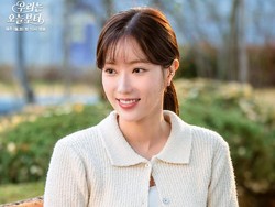 Bintang Woori the Virgin Ini Bikin Dua Stasiun TV Ribut, Ini Alasannya