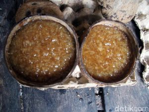 Disajikan di Batok Kelapa, Ini Baje Lolong yang Manis Legit dari Mandar Disajikan di Batok Kelapa, Ini Baje Lolong yang Manis Legit dari Mandar