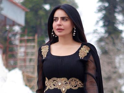 8 Foto Influencer Pakistan Dituding Bakar Hutan Demi Konten TikTok
