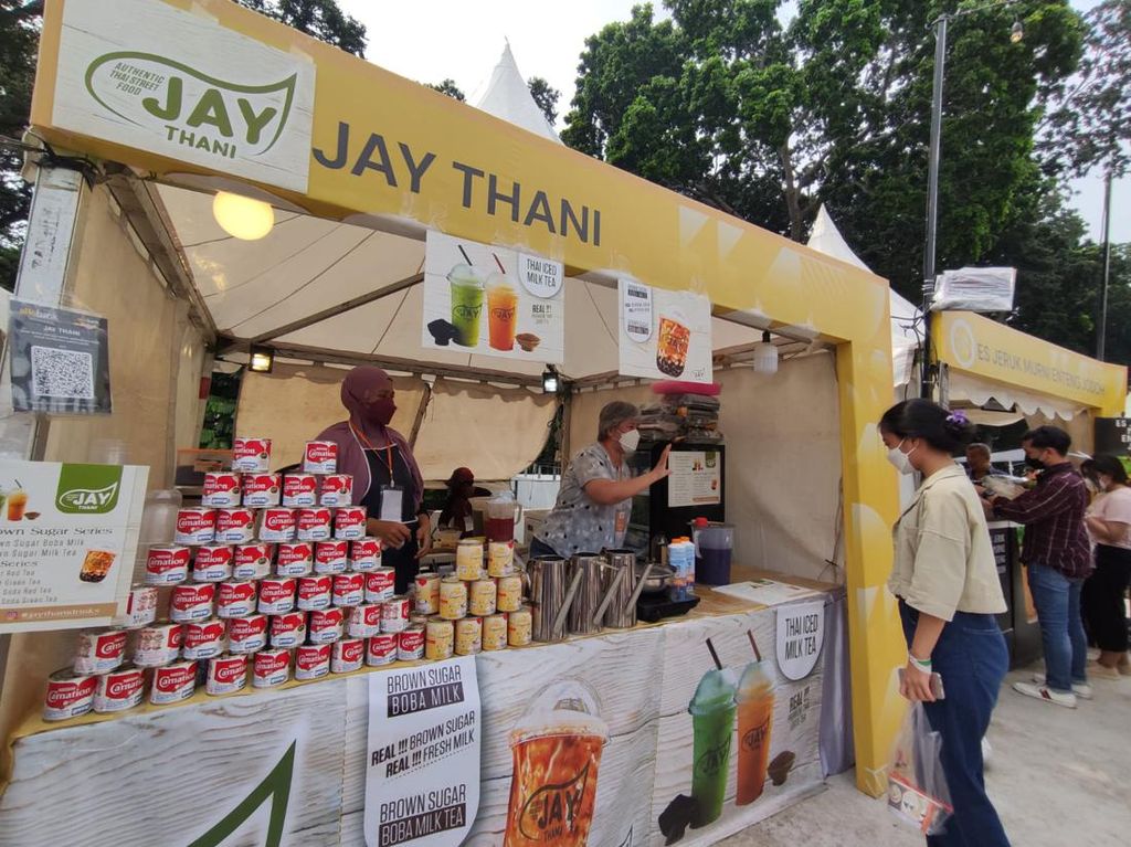 Sawadikap! Ada Milk Tea Asli Resep dari Thailand di Allo Bank Festival