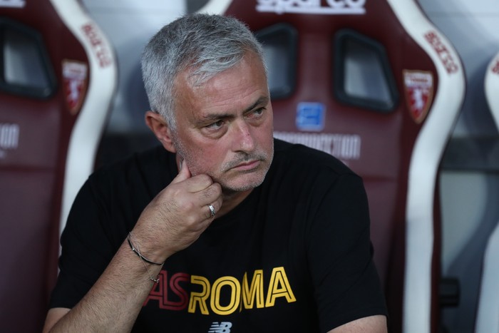 TURIN, ITALY - MAY 20: Jose Mourinho, head coach of AS Roma looks on prior to the Serie A match between Torino FC and AS Roma at Stadio Olimpico di Torino on May 20, 2022 in Turin, Italy. (Photo by Sportinfoto/vi/DeFodi Images via Getty Images)