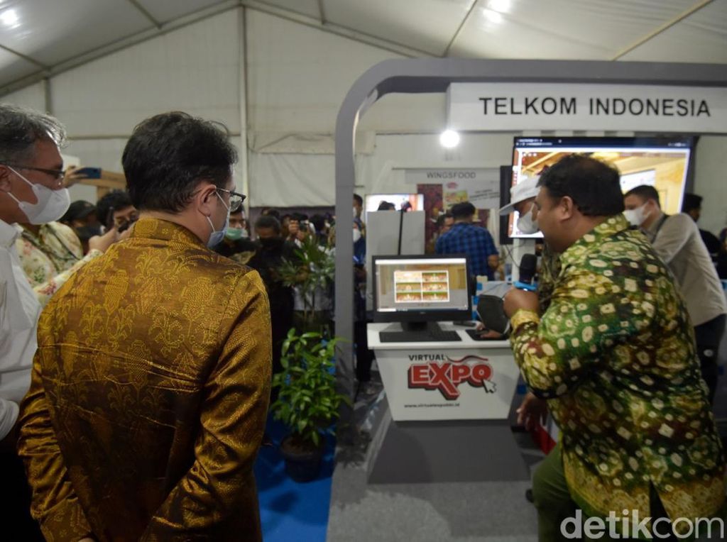 Jokowi Minta Masyarakat Belanja Produk Dalam Negeri